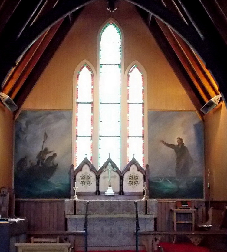 St John's sanctuary w DeGarthe murals